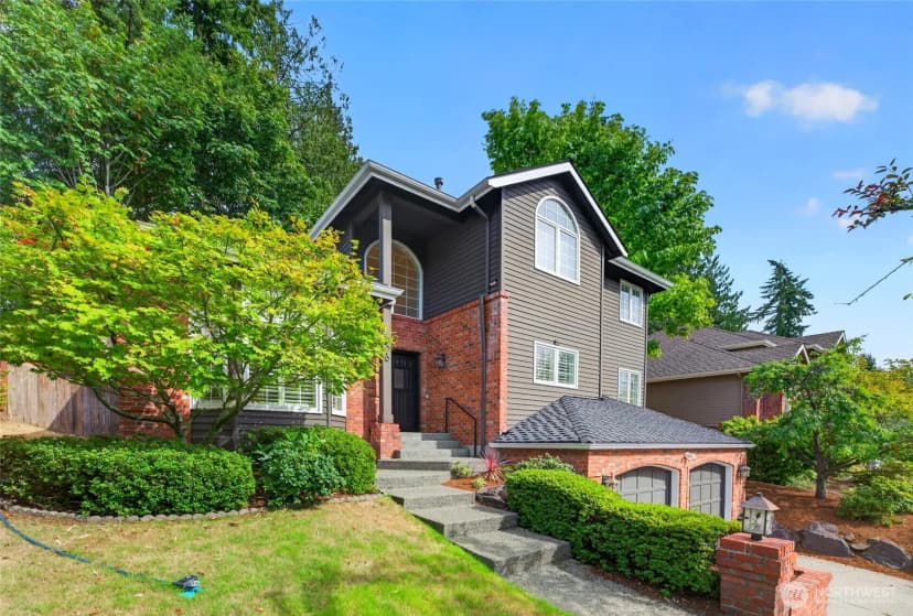 Property photo for 1010 106th Avenue Se, Bellevue photo 35