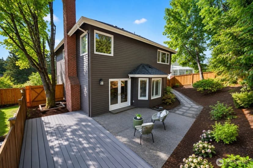 Property photo for 1010 106th Avenue Se, Bellevue photo 35