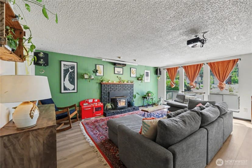 Property photo for 823 W 15th Street, Port Angeles photo 6