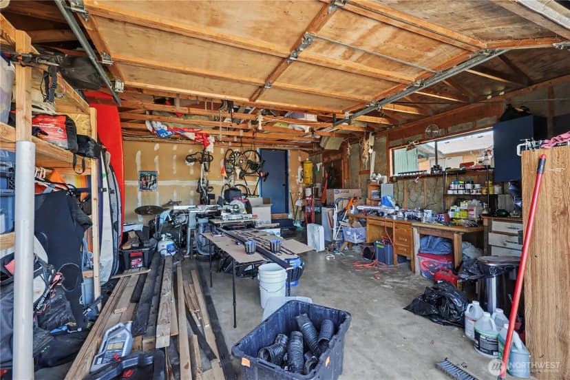 Property photo for 823 W 15th Street, Port Angeles photo 30