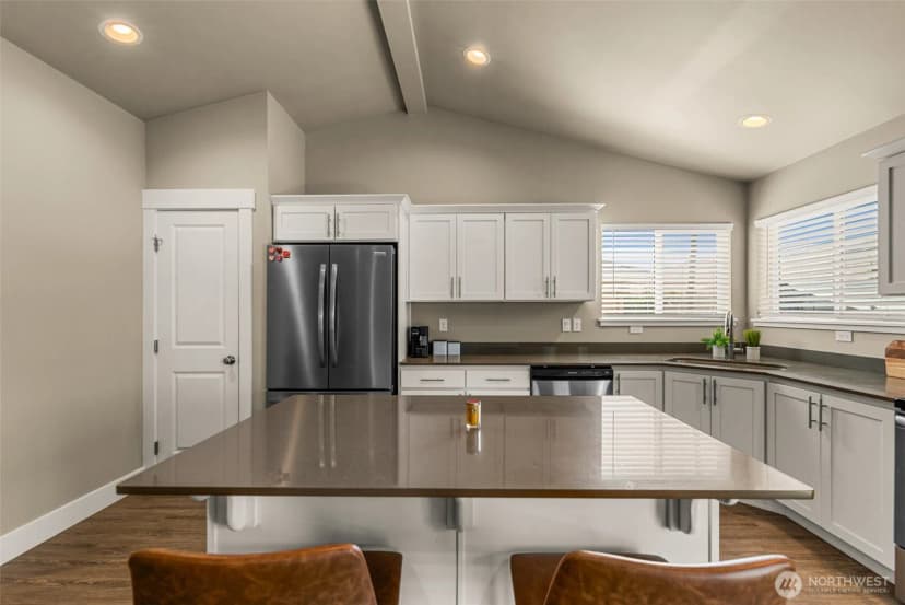 Property photo for 12 Emma Drive, Wenatchee photo 15