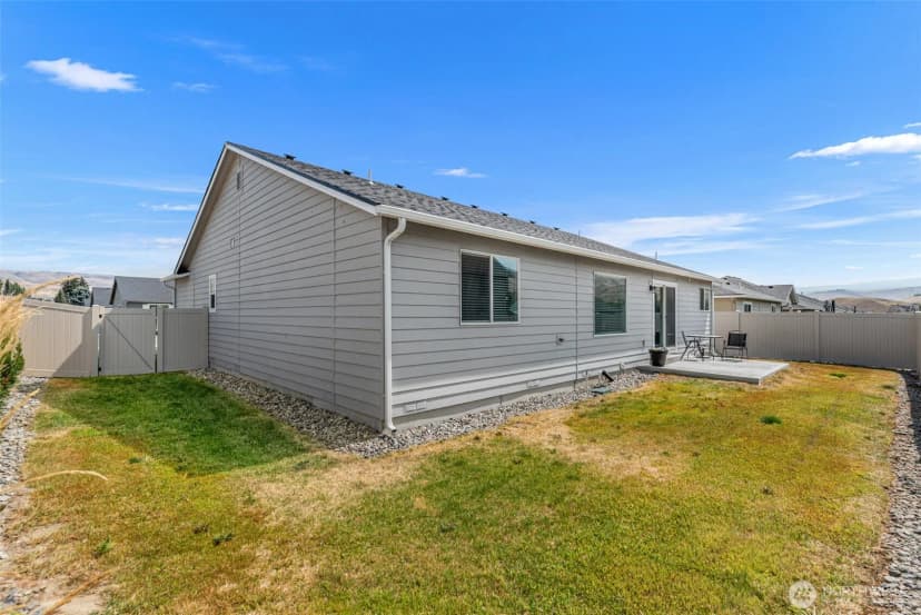 Property photo for 12 Emma Drive, Wenatchee photo 30
