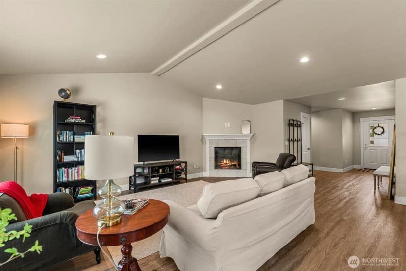 Property photo for 12 Emma Drive, Wenatchee photo 7