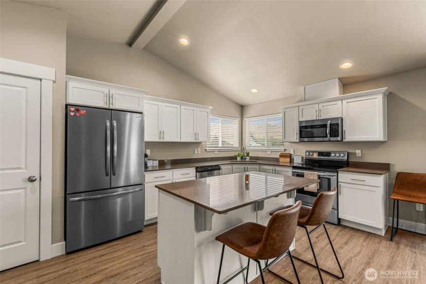 Property photo for 12 Emma Drive, Wenatchee photo 16