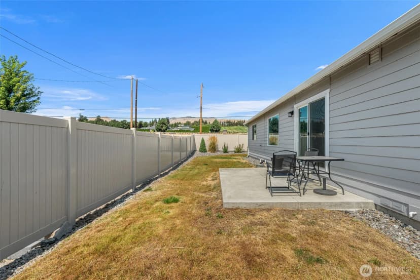 Property photo for 12 Emma Drive, Wenatchee photo 28