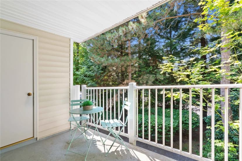 Property photo for 1628 118th Avenue Se #f217, Bellevue photo 25