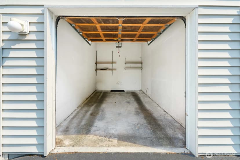 Property photo for 1628 118th Avenue Se #f217, Bellevue photo 26
