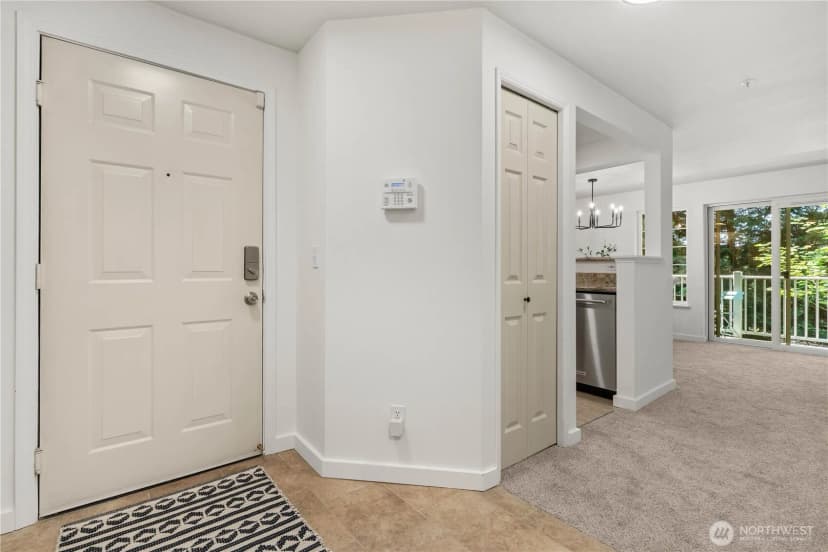 Property photo for 1628 118th Avenue Se #f217, Bellevue photo 8