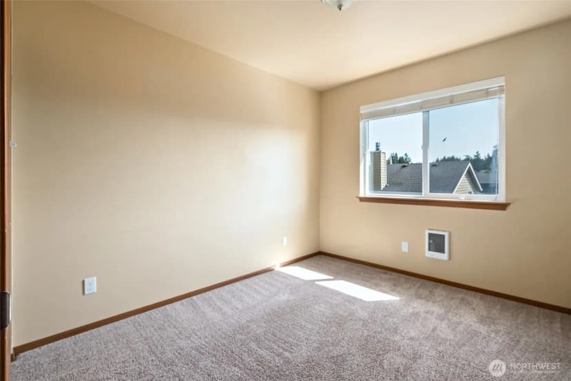 Property photo for 60 Ne Melrose Drive, Oak Harbor photo 20