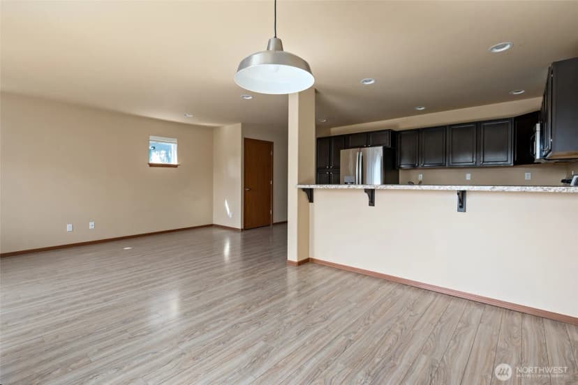 Property photo for 60 Ne Melrose Drive, Oak Harbor photo 9