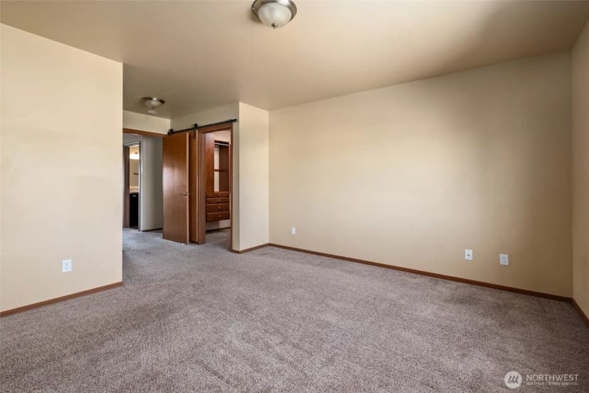 Property photo for 60 Ne Melrose Drive, Oak Harbor photo 24