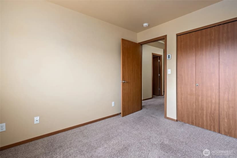Property photo for 60 Ne Melrose Drive, Oak Harbor photo 19