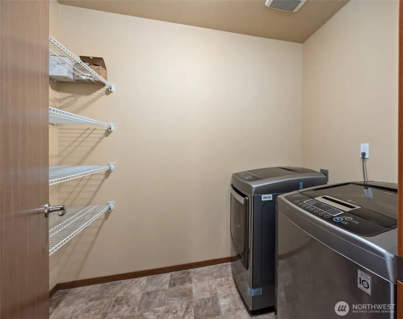 Property photo for 60 Ne Melrose Drive, Oak Harbor photo 27