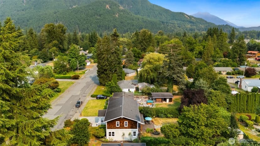 Property photo for 209 Ne 6th Street, North Bend photo 38