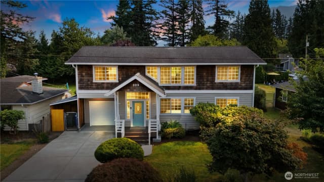 Property photo for 209 Ne 6th Street, North Bend