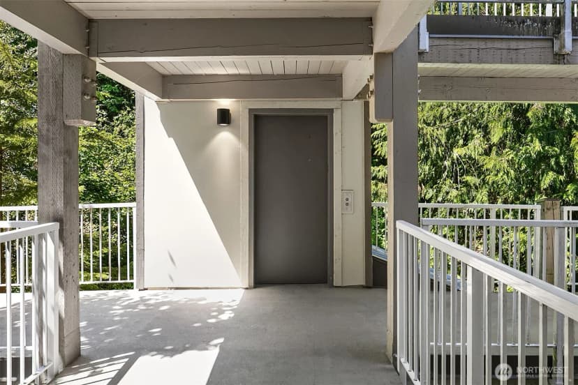 Property photo for 206 Mountain Park Boulevard Sw #d203, Issaquah photo 25