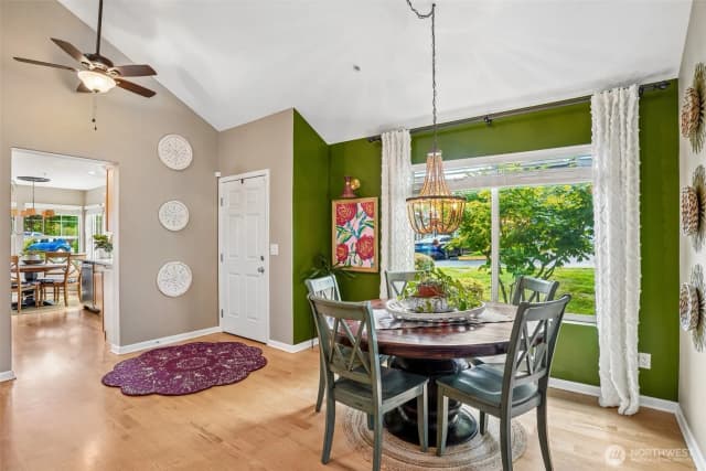 Property photo for 6547 Lindsay Avenue Se #a, Auburn photo 3