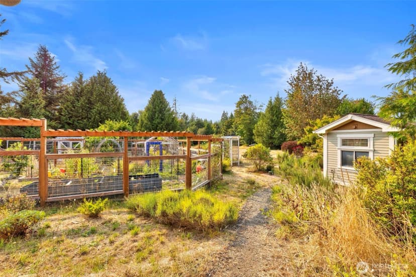 Property photo for 25613 Tytler Road Ne, Poulsbo photo 27