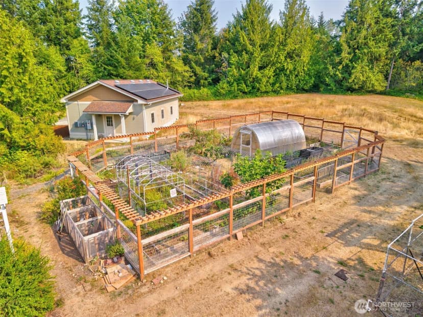 Property photo for 25613 Tytler Road Ne, Poulsbo photo 29