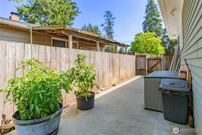 Property photo for 1815 Curtis Court Se, Lacey photo 16