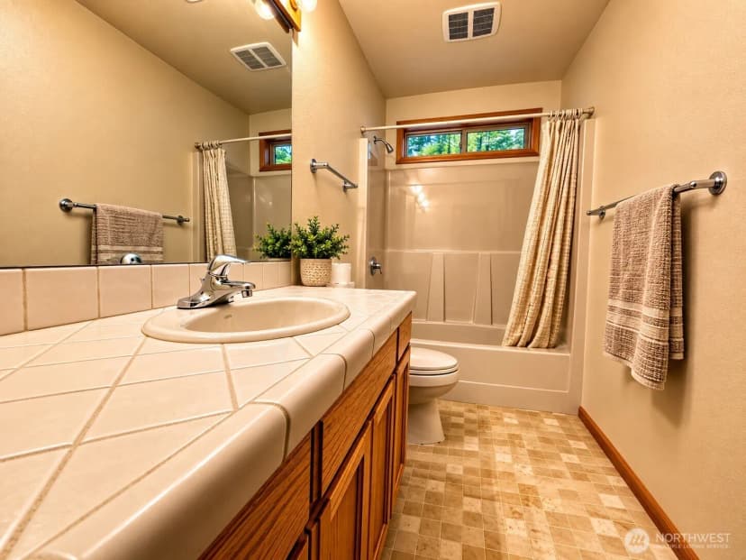 Property photo for 132 S Tara Lane, Port Angeles photo 6