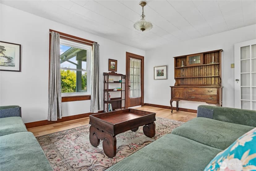 Property photo for 208 Mead Avenue, Everson photo 4