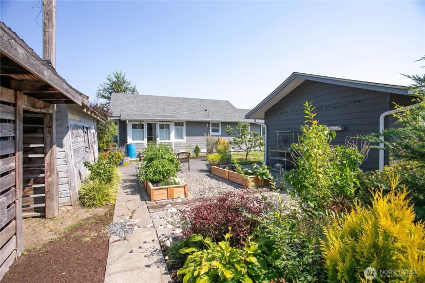 Property photo for 208 Mead Avenue, Everson photo 24
