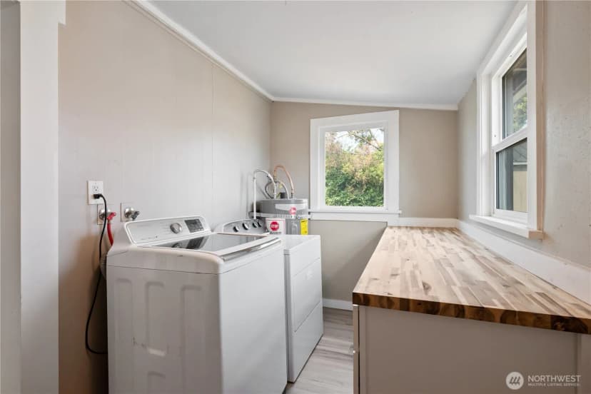 Property photo for 256 Beech Street, Longview photo 12