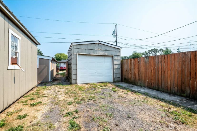 Property photo for 256 Beech Street, Longview photo 19