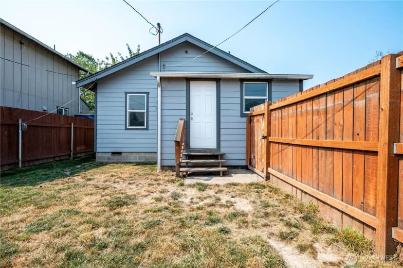 Property photo for 256 Beech Street, Longview photo 23