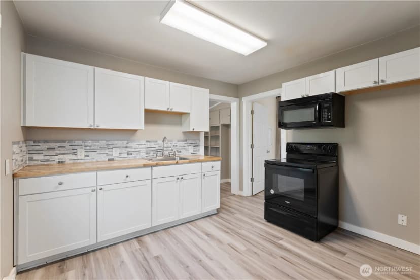 Property photo for 256 Beech Street, Longview photo 8