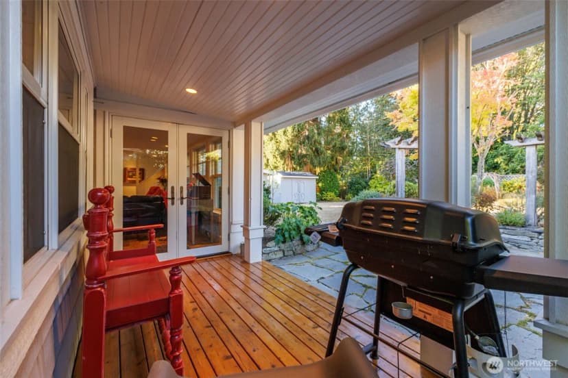 Property photo for 10648 Ne 47th Place, Kirkland photo 35
