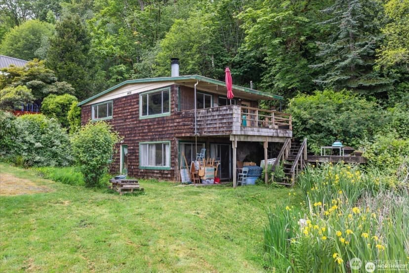 Property photo for 14238 41st Avenue Ne, Seattle photo 13