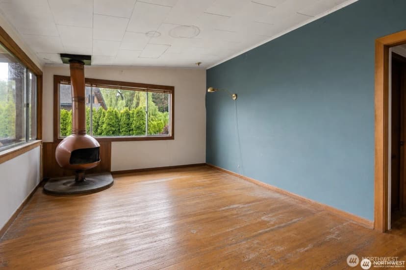 Property photo for 14238 41st Avenue Ne, Seattle photo 21