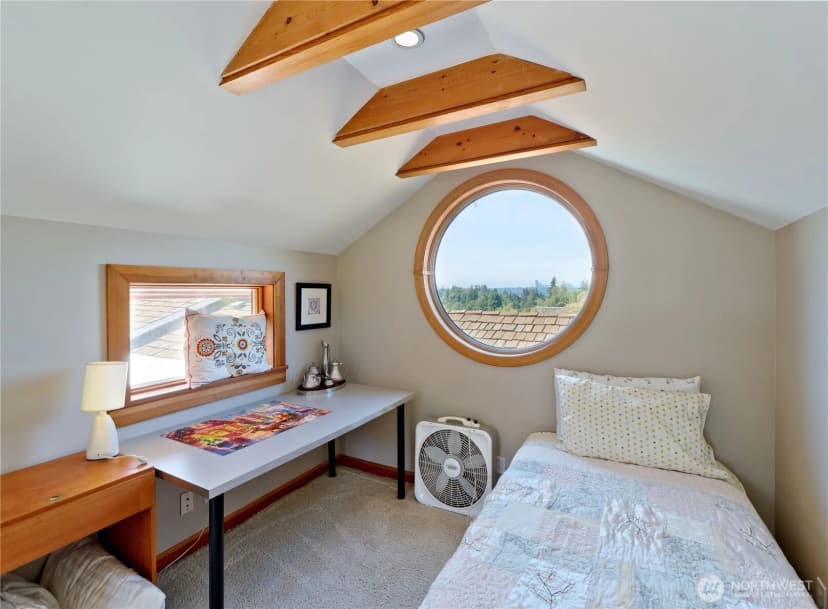 Property photo for 1012 Evergreen Drive, Bellevue photo 13