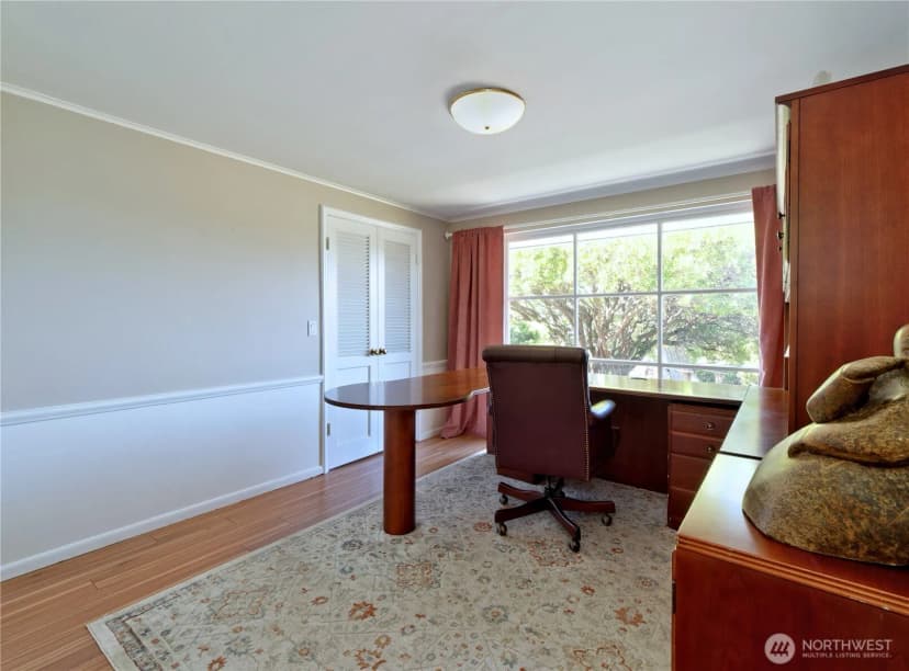 Property photo for 1012 Evergreen Drive, Bellevue photo 16