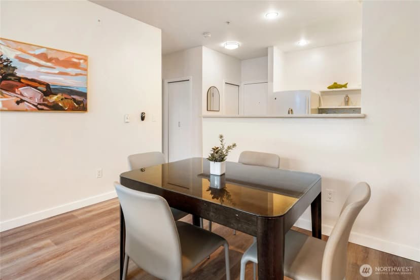 Property photo for 2415 2nd Avenue #432, Seattle photo 11