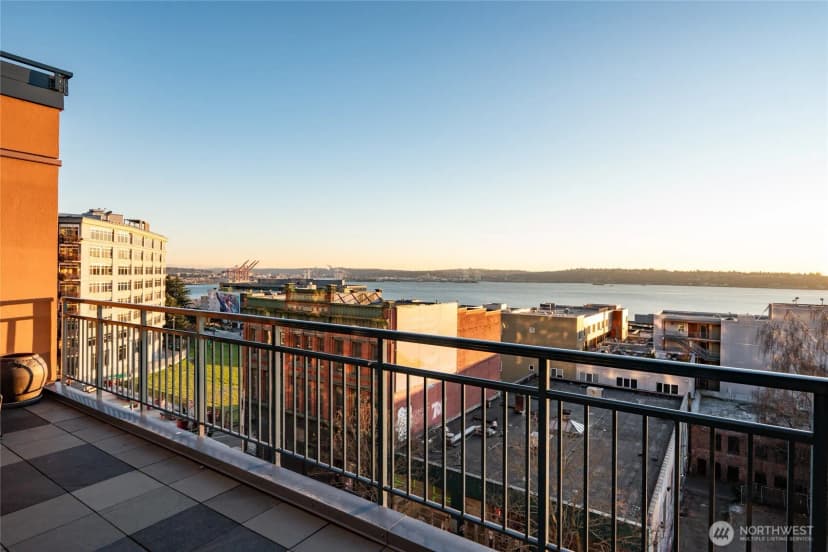 Property photo for 2415 2nd Avenue #432, Seattle photo 29