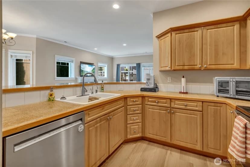 Property photo for 10700 Se 260th Street #a101, Kent photo 17