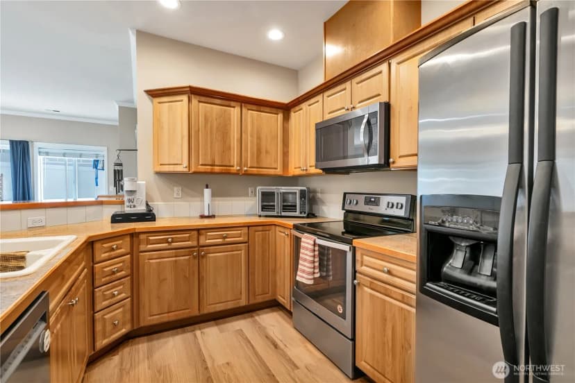 Property photo for 10700 Se 260th Street #a101, Kent photo 15