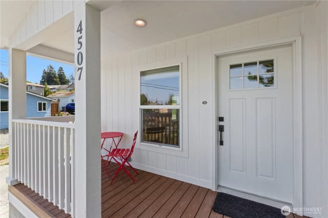 Property photo for 4705 Oaks Avenue, Anacortes