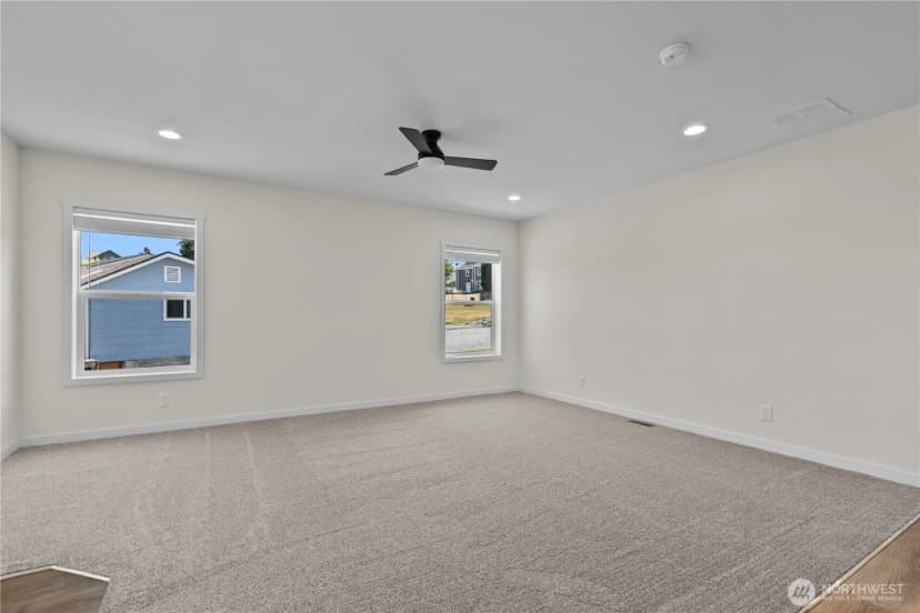 Property photo for 4705 Oaks Avenue, Anacortes photo 6