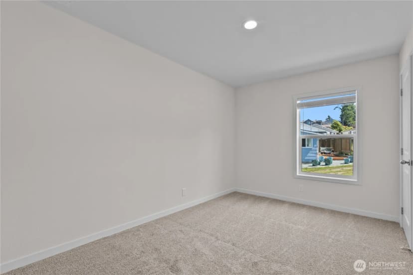 Property photo for 4705 Oaks Avenue, Anacortes photo 19