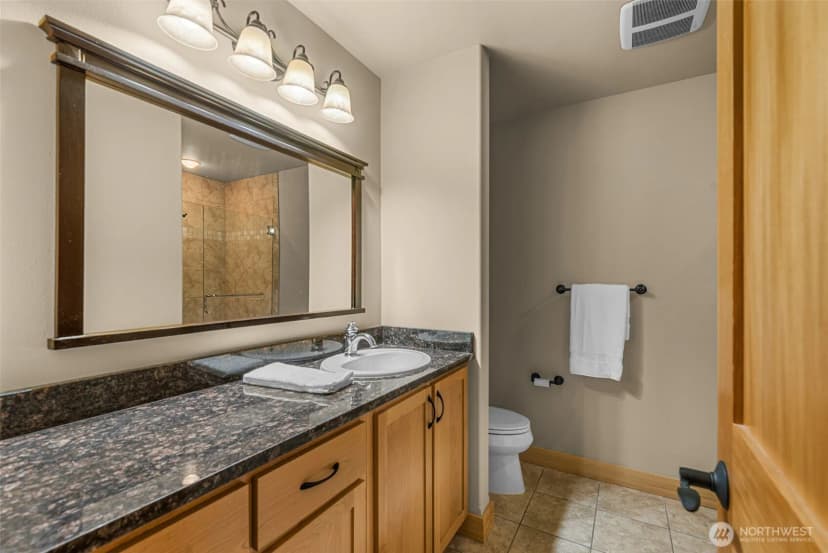 Property photo for 100 Ski Blick Strasse #a103, Leavenworth photo 21