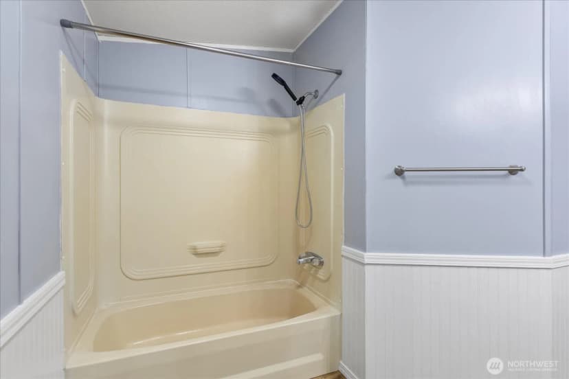 Property photo for 11100 4th Avenue W #4, Everett photo 19