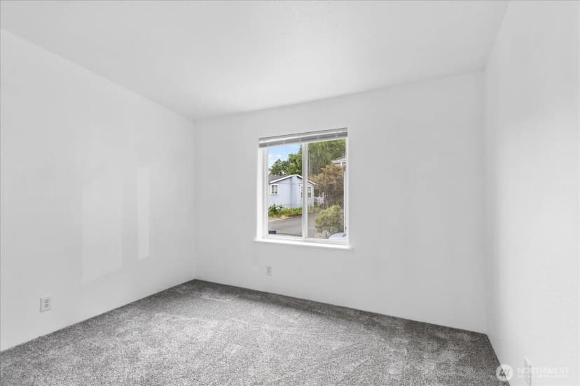 Property photo for 11100 4th Avenue W #4, Everett photo 28