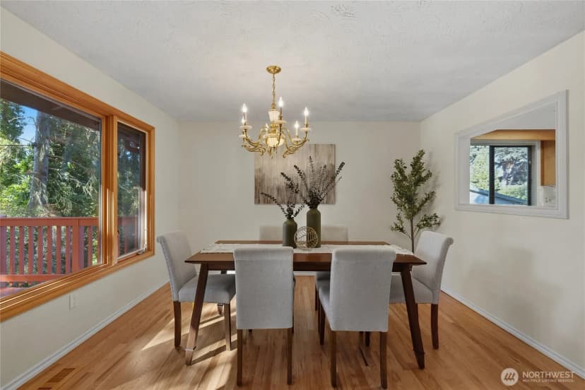 Property photo for 31423 42nd Place Sw, Federal Way photo 8