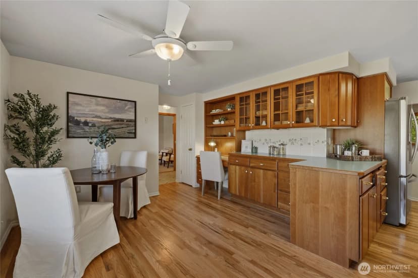 Property photo for 31423 42nd Place Sw, Federal Way photo 13