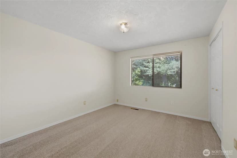 Property photo for 31423 42nd Place Sw, Federal Way photo 18