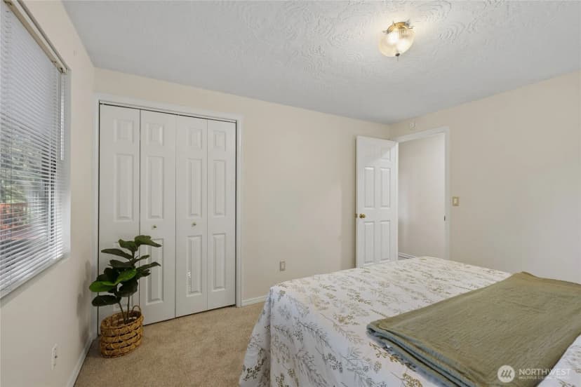 Property photo for 31423 42nd Place Sw, Federal Way photo 19